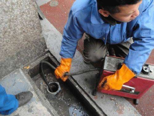 靖宇疏通下水道